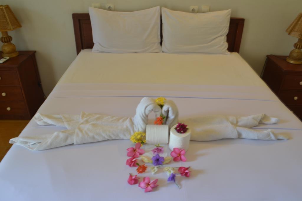 Hotel Kiayazo Gili Trawangan Esterno foto