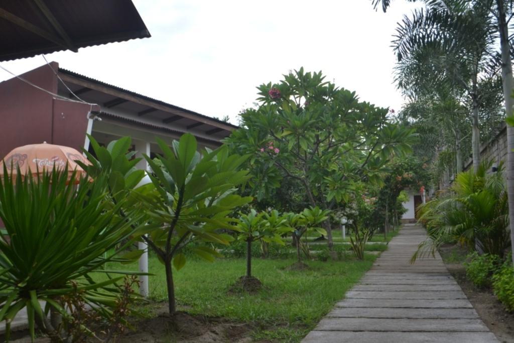 Hotel Kiayazo Gili Trawangan Esterno foto