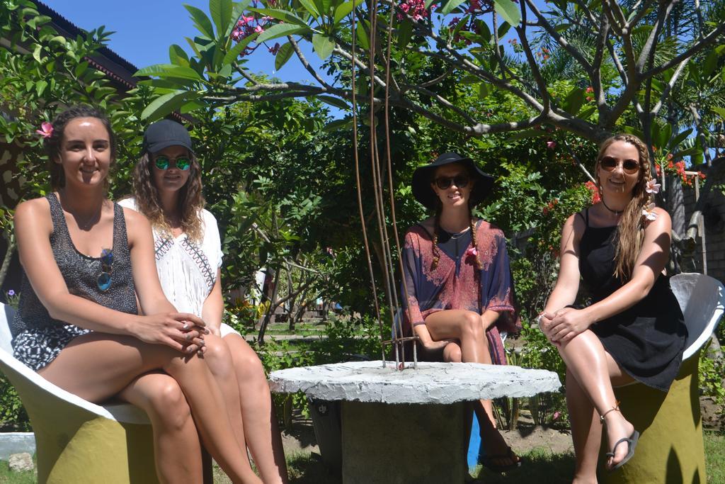 Hotel Kiayazo Gili Trawangan Esterno foto